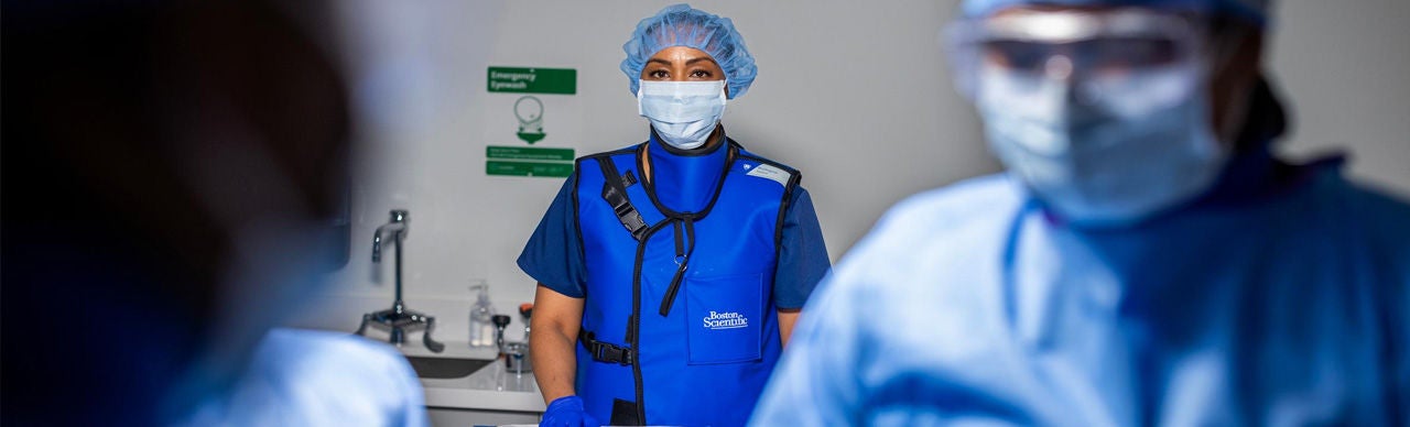 A team of physican in protecting mask.
